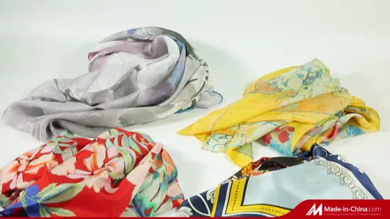 Foulard carré 100 % soie de mûrier personnalisé à impression numérique